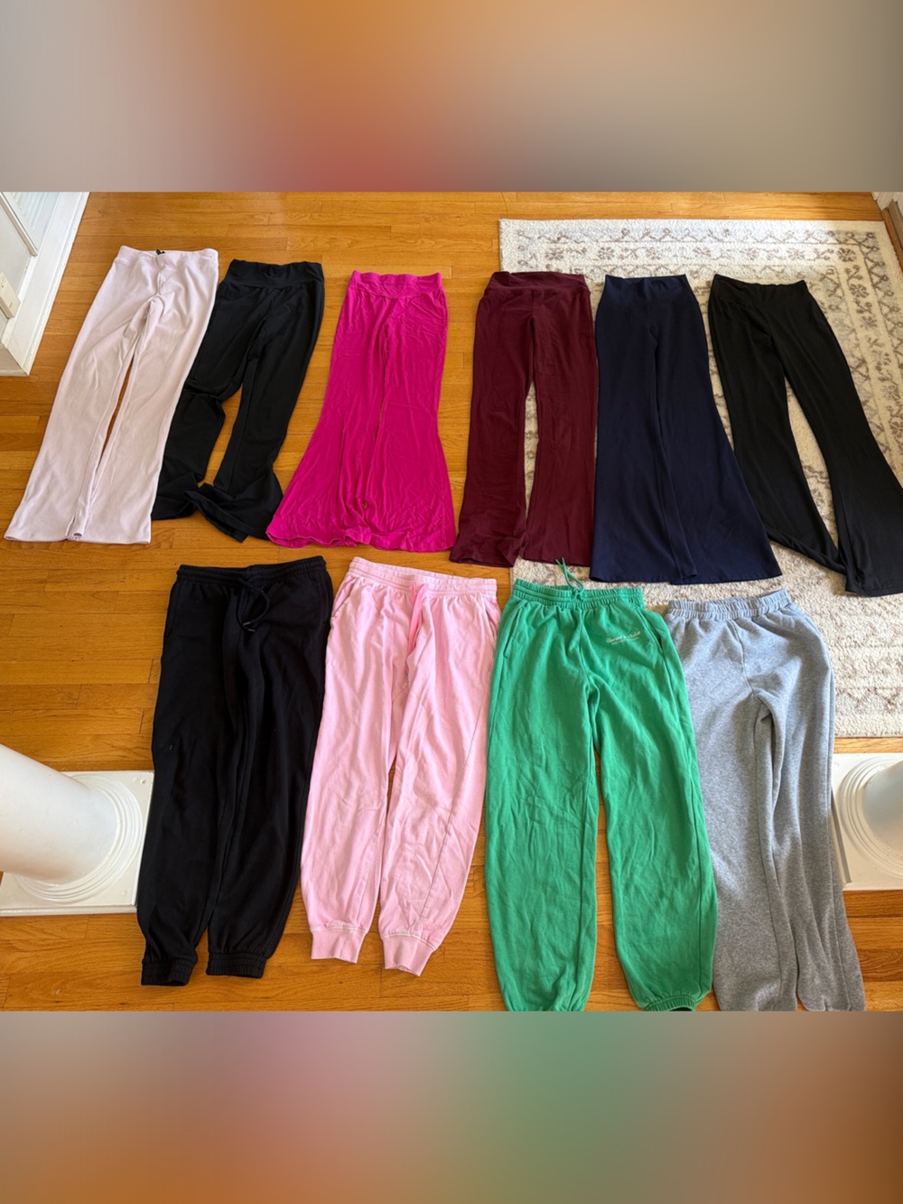 Flare leggings and sweatpants bundle. Xs and small